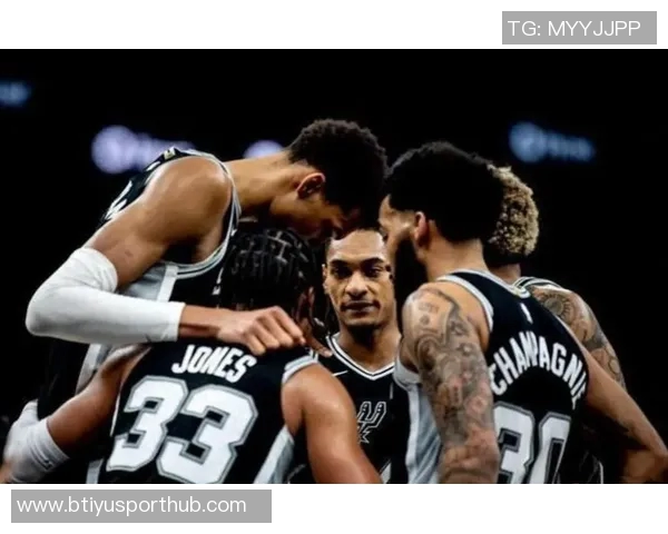 文班亚马参与球队训练状态良好对阵灰熊出战仍需观察 文班亚马参与球队训练状态良好对阵灰熊出战仍需观察